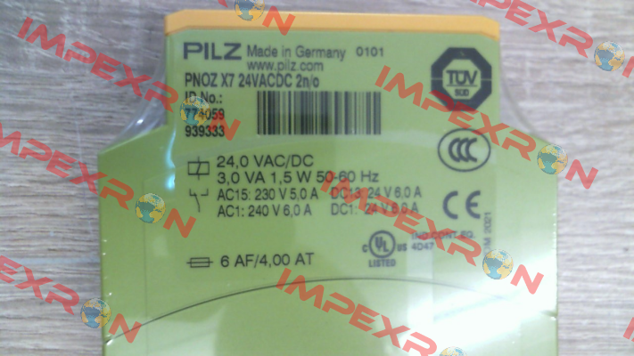 P/N: 774059 Type: PNOZ X7 24VACDC 2n/o Pilz