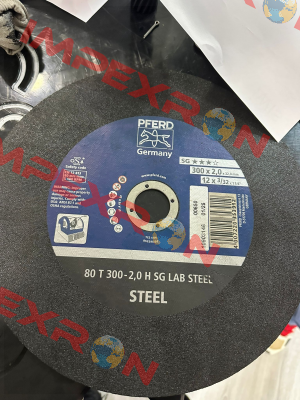 66300100 / 80 T 300-2,0 H SG LAB STEEL/32,0 Pferd